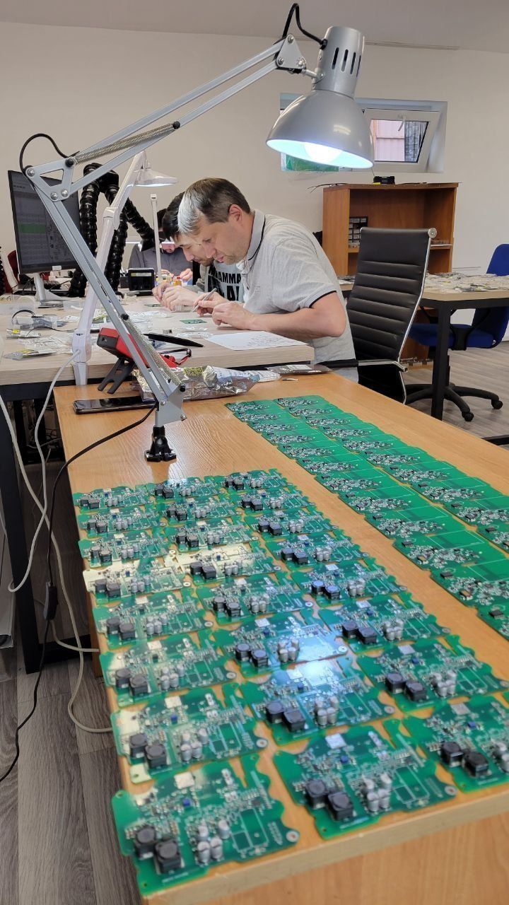 UAV magnetometer manufacturer overview